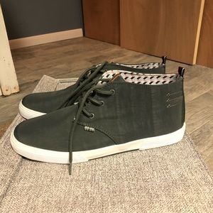 NWOT Ben Sherman Chukka Sneakers